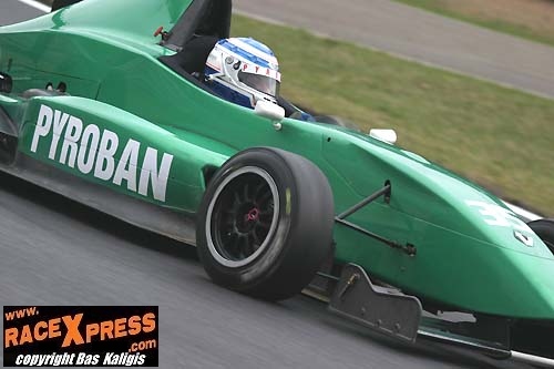 Mervyn Kool in actie